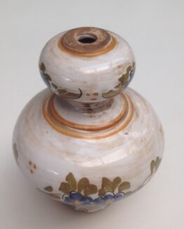 Porcelain item12
