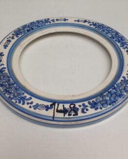 Porcelain item33