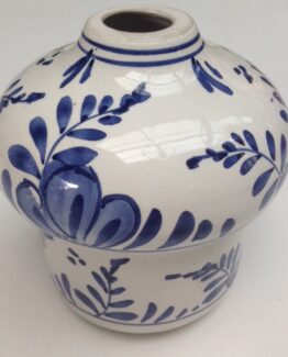 Porcelain item79