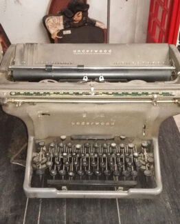 Old Typewriter 1